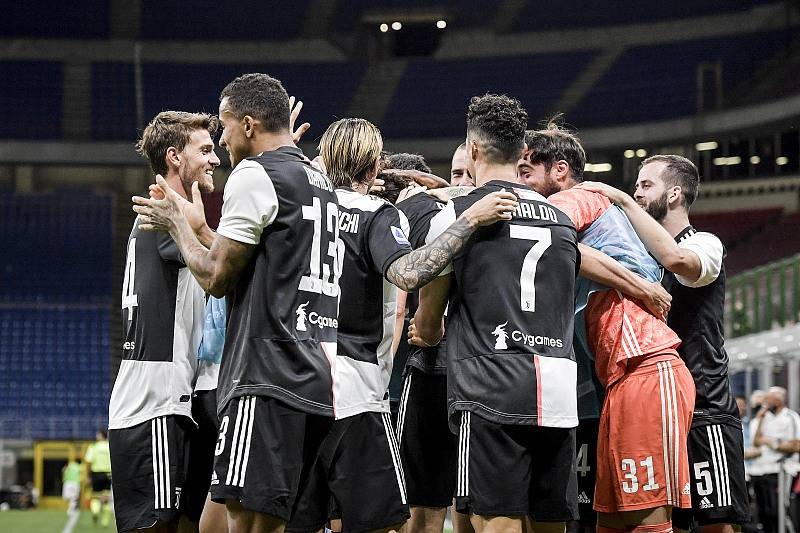  勒沃库森攻防转换流畅，客场逆转展现韧性