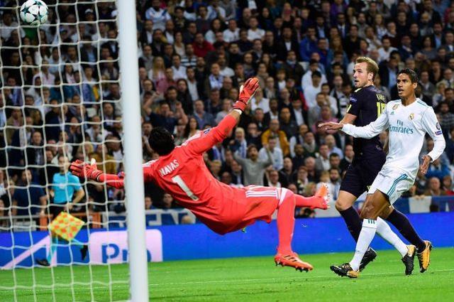  多特蒙德主场被弱旅逼平，争冠形势急转直下生变数