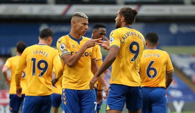  尤文老将建奇功，基耶利尼头槌破门终结连败颓势  